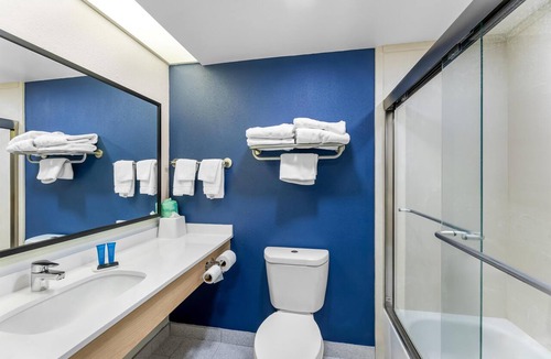Tuscumbia Hotel | Spark by Hilton Tuscumbia Muscle Shoals