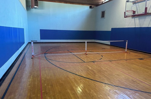 Mishawaka House | Spring Break Retreat w/Pool Near Notre Dame