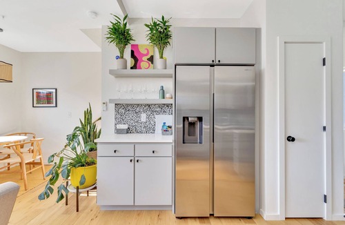 St. Elmo Improvement League House | St. Elmo Rooftop Townhome, Mtn View + King Bed