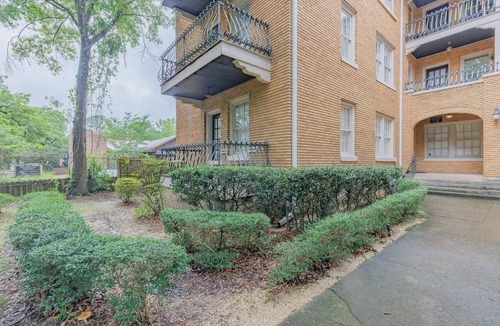 Hannon Park Condo | Stay in the Heart of Midtown Mobile | Pet Friendly