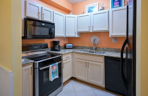 Pensacola Beach Condo | Stay Sans Souci on the beach! Gated property located on Pensacola Beach 😎