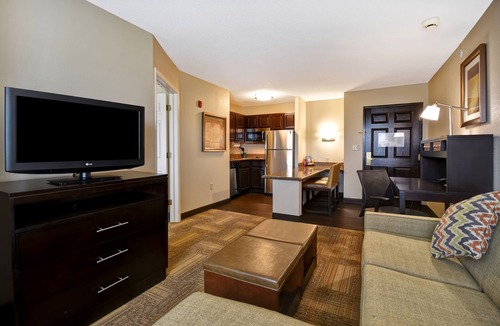 East Paris Hotel | Staybridge Suites Grand Rapids-Kentwood by IHG