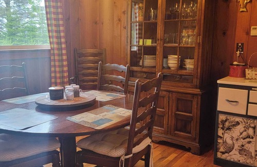 Escanaba Cabin | Stonington Clearview Cottage: Sun, Sand & Serenity – Summer on the Stonington Peninsula