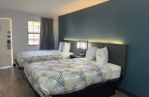 Huntsville Hotel | Studio 6 Extended Stay - Huntsville, AL University Drive