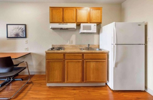 Pelham Hotel | Studio 6 Extended Stay Birmingham Pelham AL