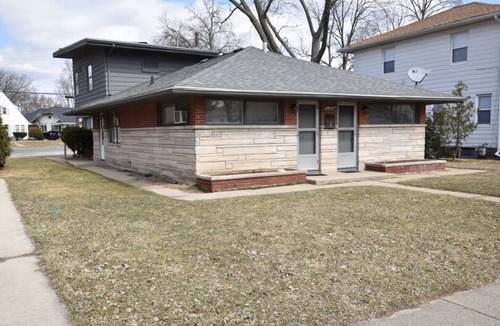 South Bend Apartment | Studio apartment close to Notre Dame! (1309. 3)