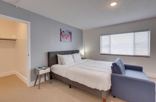Gadsden Apartment | Studio in Gadsden ~ 10 Mi to the Coosa River!