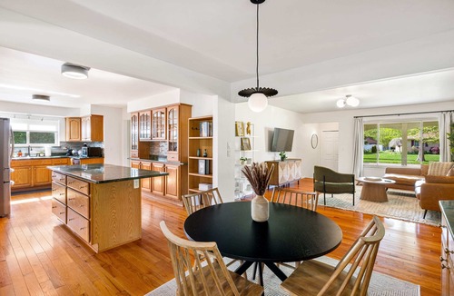 Troy House | Stunning, Cozy & WFH Optimized 4BR/2BA! Welcome!
