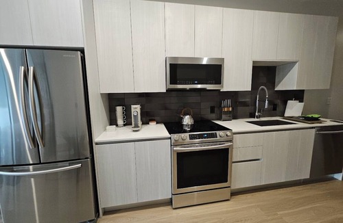 Home Park Apartment | Stylish Studio in Midtown ATL