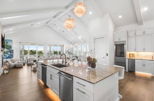 Grayton Beach House | Sugar Magnolia: Close to beach in Grayton w/Pool! 4 Kings + 6 Bunks; sleeps 14