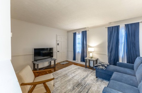 Columbus Apartment | Suite B at Blue Sky Terrace