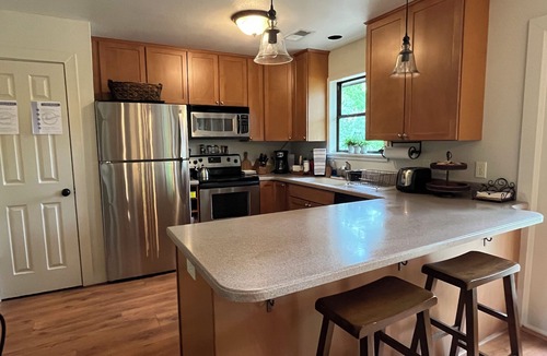 Crane Hill House | Summer on Smith Lake! Kayaks, Boat Slip & Fun!