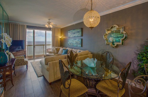 Miramar Beach Condo | Sunday-Sunday,2BR, Bunkroom, 2Full Bath's. Beach Chairs Included, 3 NITE MINIMUM
