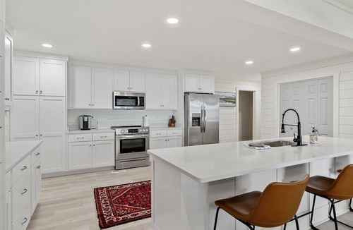Winchester House | Sunset Cove- Lake Home, Dock, Fire Pit, Hot Tub, Game Room, Etc