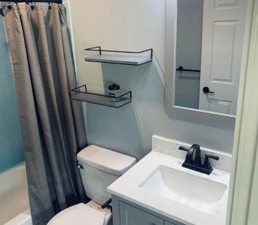 Roscommon Apartment | TeePee Room 7- Newly Renovated