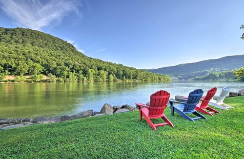 Chattanooga Cabin | Tenn Riverfront Cabin - 10 Mi to Chattanooga