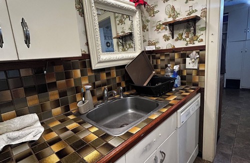 Kalamazoo Apartment | Terrific 2-bedroom apartment with AC in Kalamazoo