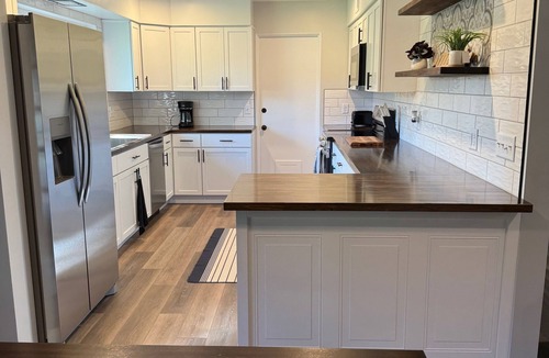 Toledo House | Terrific Remodeled 3-bedroom house with AC in friendly Toledo