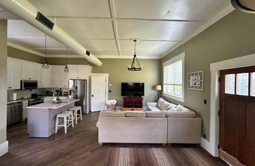Rock Spring House | The Bunk House