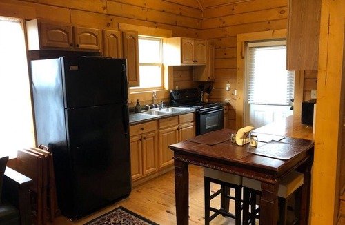 Monteagle Cabin | The Calming Cabin — Your Getaway for Peace, Relaxation, & Area Adventures