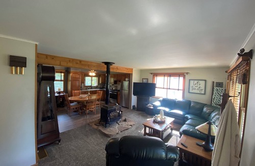 Barbeau House | The Cozy House on Neebish Island Surrounded by The St. Mary’s River