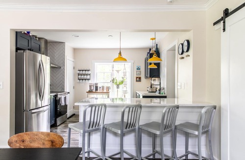 Harbert House | The Dacha - Hot Tub, Family-Friendly
