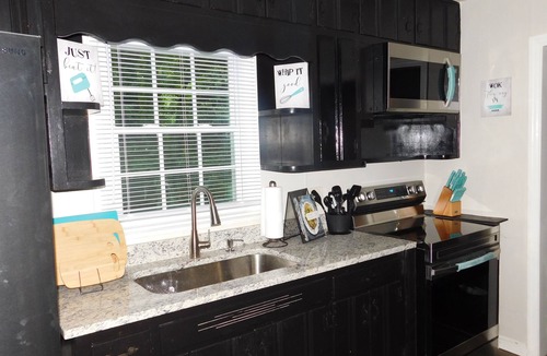 Forest Park House | The Flight. 5 Bedroom Near Airport