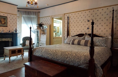 Ludington Bed & Breakfast | The Fresh Coast Inn at Ludington