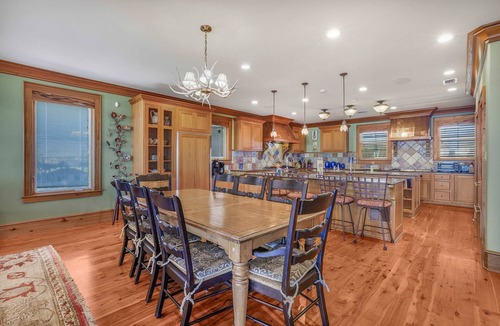 Orange Beach House | The Gayosa House 9BR Beachfront Oasis with Private Pool Hot Tub