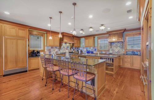 Orange Beach House | The Gayosa House | A Grand Gulf-Front Estate