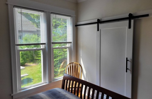 Elberta House | The Glarum House - Gorgeous Dog-Friendly Historic Home in Great Location with Central A/C!