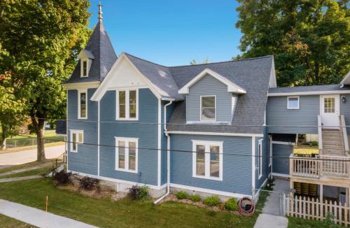 Elberta House | The Glarum House - Gorgeous Historic Home & AC!