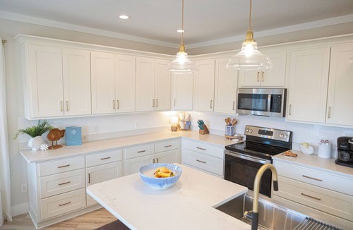 Surf Side Shores House | The Sandy Pearl-New showers, golf cart, & fire pit!
