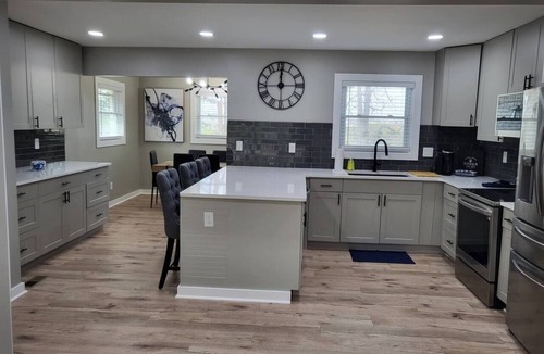 Church Street House | The Silver Stone w/Covered Patio, Outdoor Kitchen and Amazing Game Area