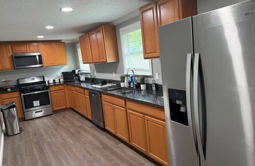 Douglasville House | The Soak Haus Hot Tub Retreat 25 Min to ATL