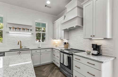 Northport House | The Southern Belle Newly Constructed Home 2 Miles from UA Campus!