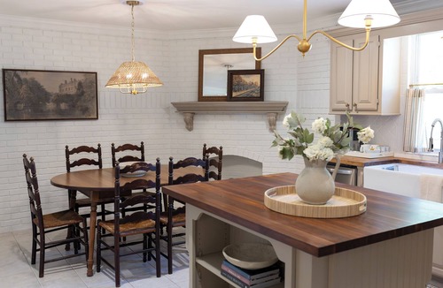 College Grove House | Thoughtfully Designed Cottage Retreat on 20 Private Acres Near Nashville