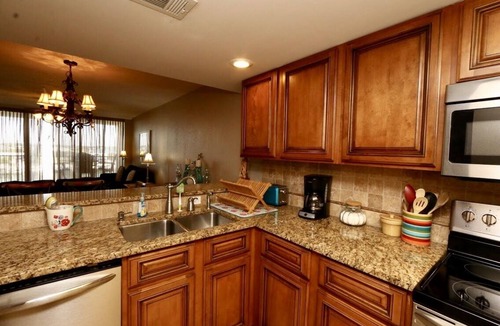 Orange Beach East Condo | Top floor unit with great water views!