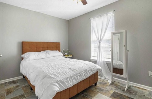 Bay St Louis House | Tranquil 2-bedroom house with AC in Bay St. Louis. Close to Beach, casino.