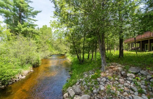 Tustin House | Tranquil cabin on the Pine River
