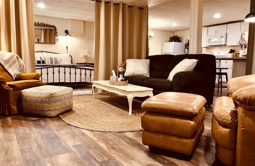Cleveland House | Tranquil Wooded King Bed Suite Close to Everything