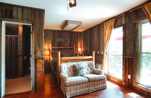 Springfield Resort | Tree Fort Balcony Suite
