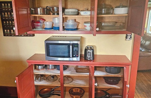Chassell House | Unique Large House on 40 Acres, Great Views, Bass Pond, and Trails. Pets OK!