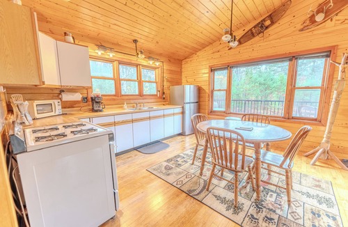 Crystal Falls House | UP Lakeside Lodge- Summer Lakefront Fun – Rowboats, Paddleboats & Swim!
