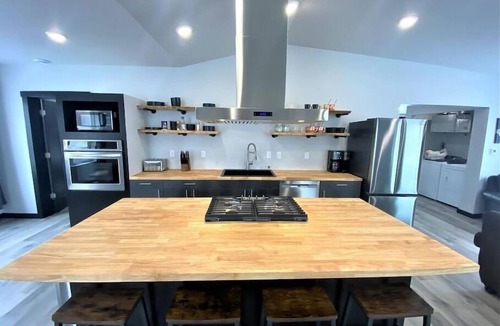 Hancock House | Up North Luxury w/Unmatched Charm! 2 miles to MTU!