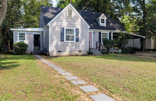 Greenwood Apartment | Updated & Cozy Studio in North Greenwood!