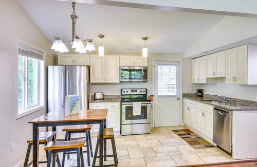 Harbert House | Dune Drift | Near Warren Dunes & Lake Michigan