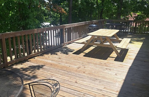Wedowee House | Vern's Place -Spacious 4bd 2ba bungalow in Wedowee. Private dock. Sleeps 8+