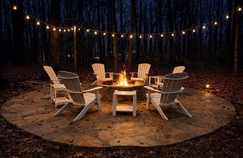 Monteagle House | Walk to Deer Lick Falls | 12 Minutes to The Caverns | 18 Minutes to Coalmont OHV