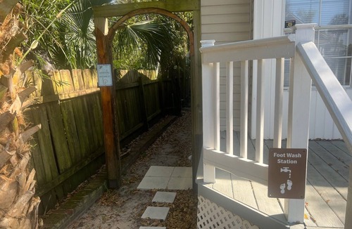 Downtown House | Walk to Downtown restaurants, markets & events. 15 min drive to Pensacola Beach!